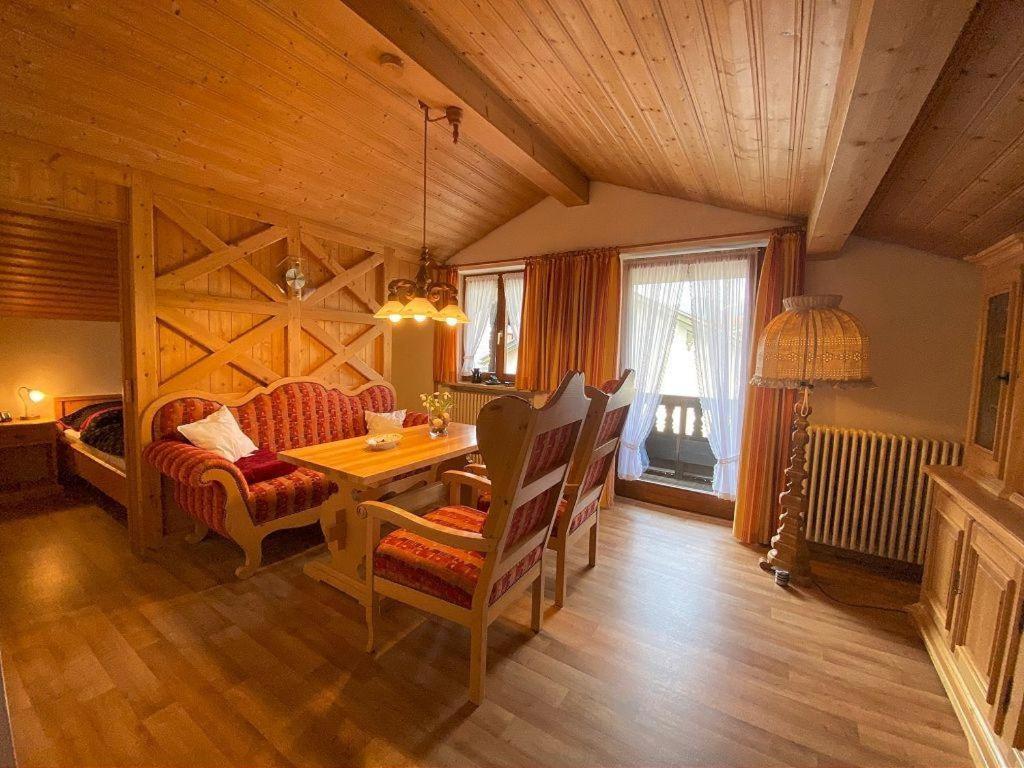 Ferienwohnung Emilia Mit Bergblick Ruhpolding Eksteriør billede